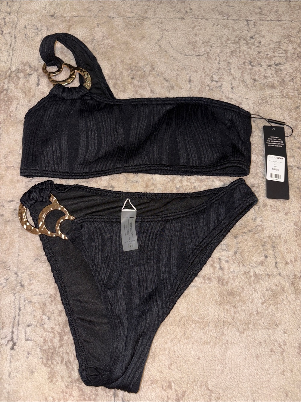 Black bikini set